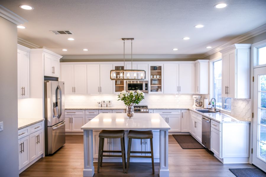 Luxury home sellers